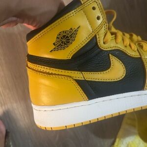 Jordan High OG Pollen Black Yellow Sneakers